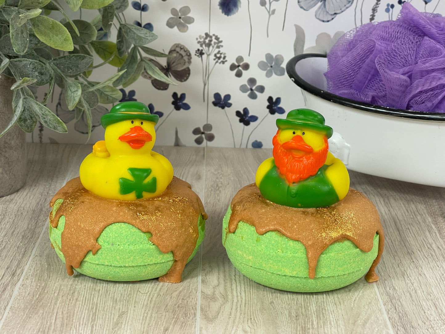 Lucky Ducky, leprechaun Bath Bomb