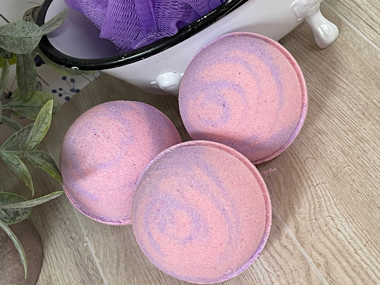 Strawberry Fields forever Bath Bomb