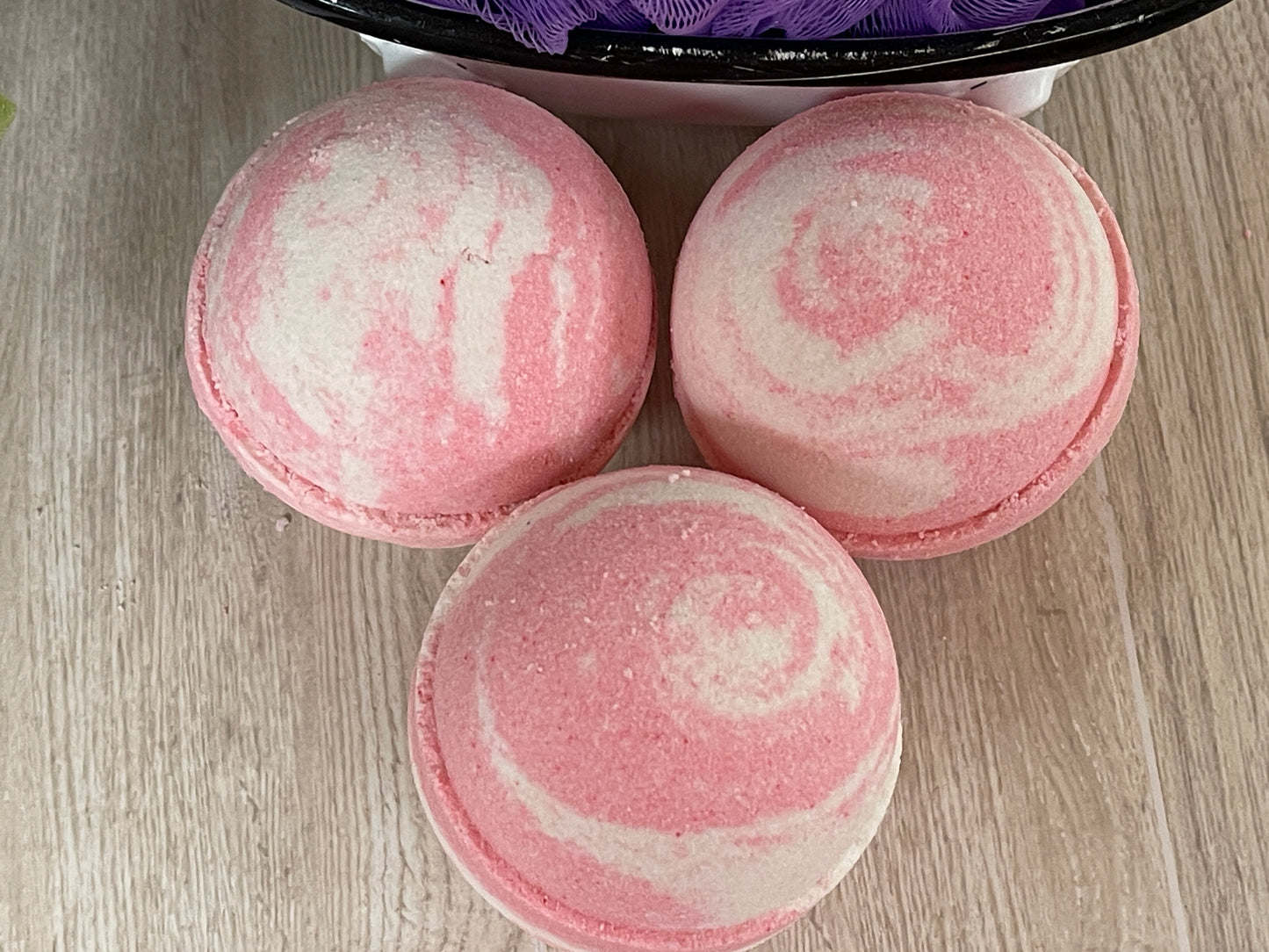 Dark Amber & Rosewood Bath Bombs