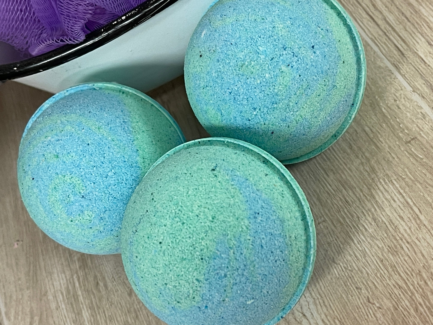 Bubblegum Bath Bomb